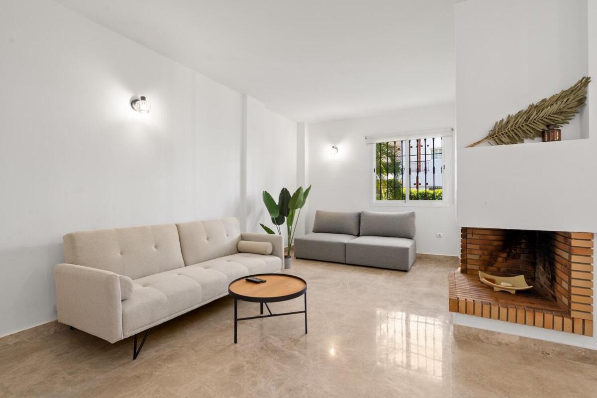 Explore Life At Naranjos - Rdr453 Holiday home